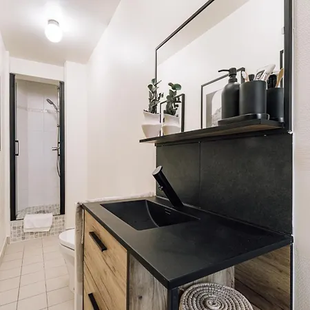 Apartment Saray - 1 A Invalides