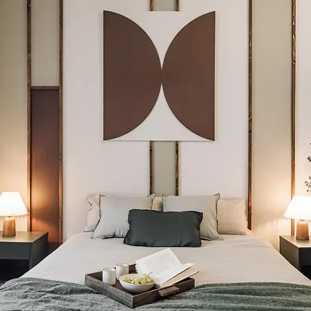 Saray - 1 A Invalides * Paris